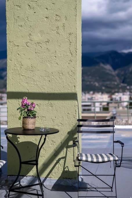 Apartamento Skyhigh Haven Kalamata Exterior foto